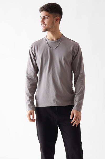 Classic long sleeve grey tshirt for men - unbound crew